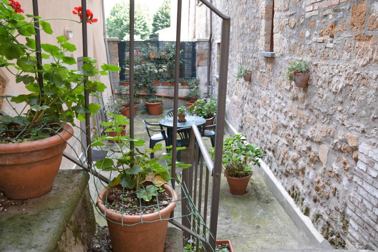 Alle Scalette Del Duomo Orvieto Exterior foto